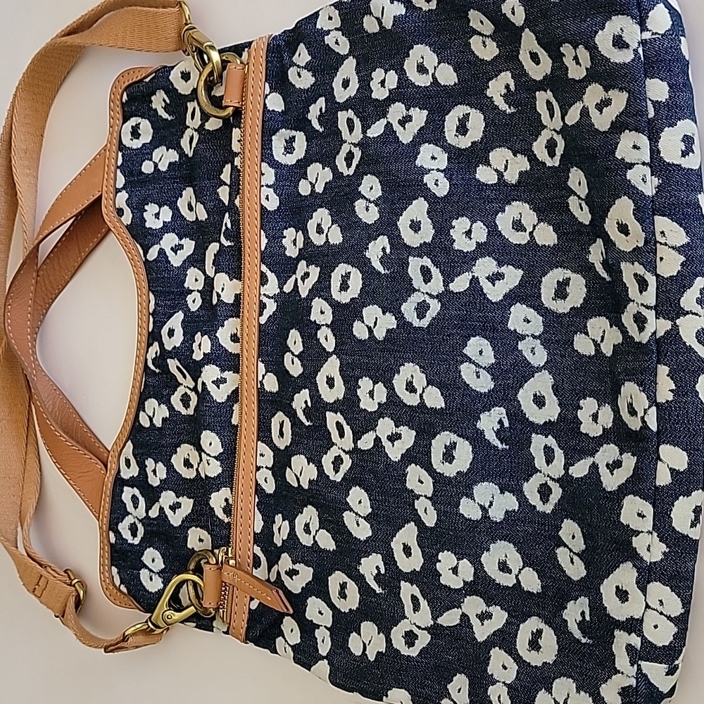 FOSSIL ERIN BLUE DENIUM CHEETAH PRINT CROSSBODY/SHOULDER BAG - Picture 2 of 16